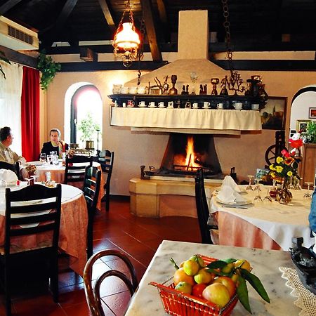 Hotel Makin Novigrad Istria Exteriör bild