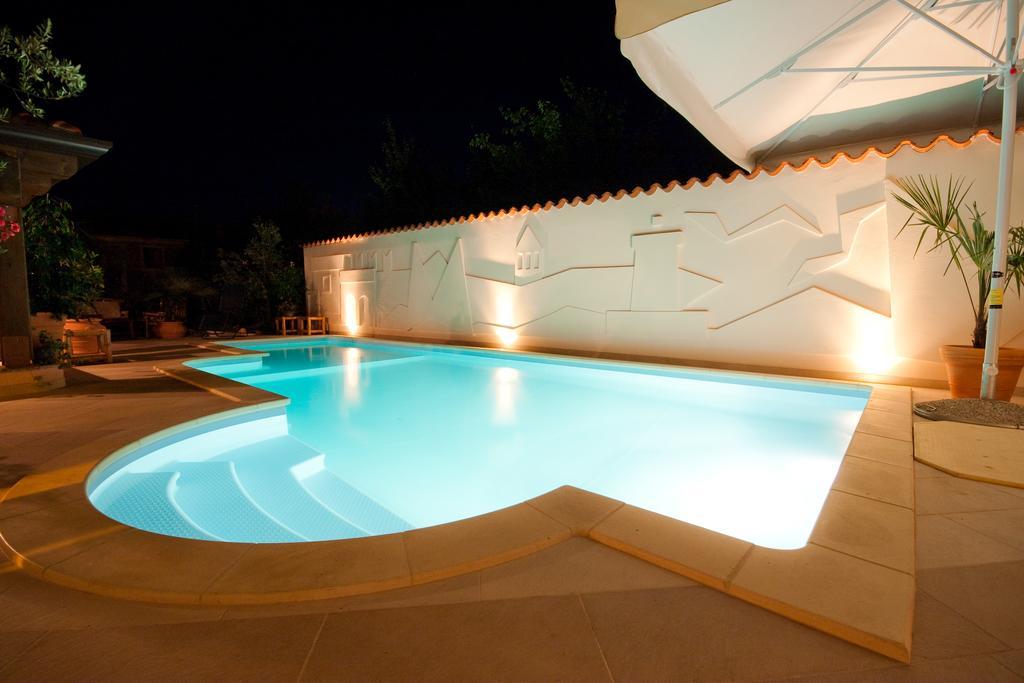 Hotel Makin Novigrad Istria Exteriör bild